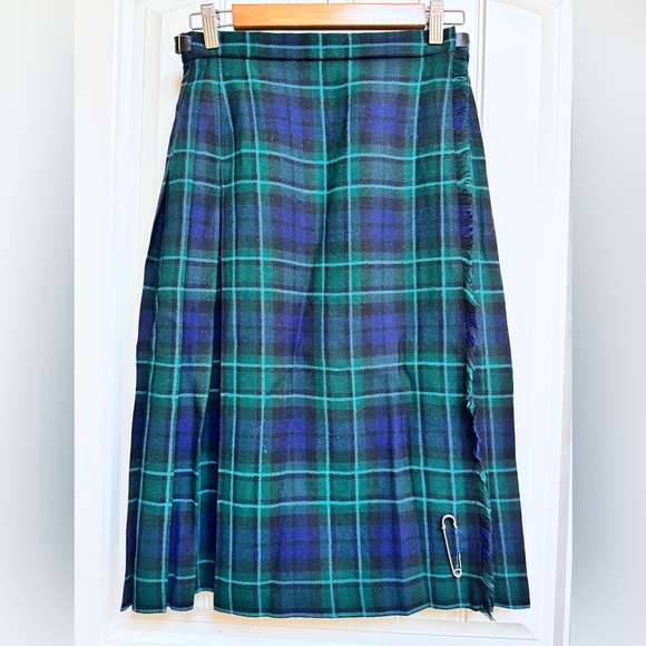 Vintage Dresses & Skirts - Vintage 100% New Wool Blue and Green Tartan Knee Length Kilt. Size UK 12…